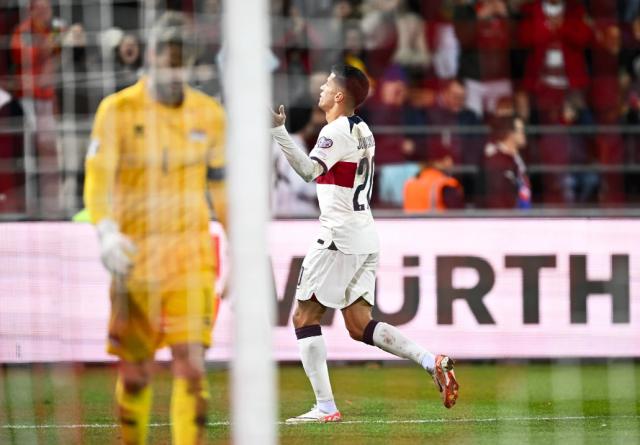 C罗204战128球 葡萄牙2比0赢列支顿士登豪取9连胜