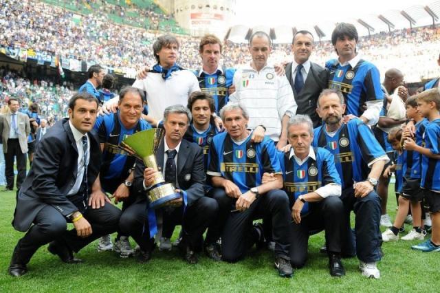 kaiyun.com-22载 1076战 60岁穆里尼奥是葡国夺冠最多教练！