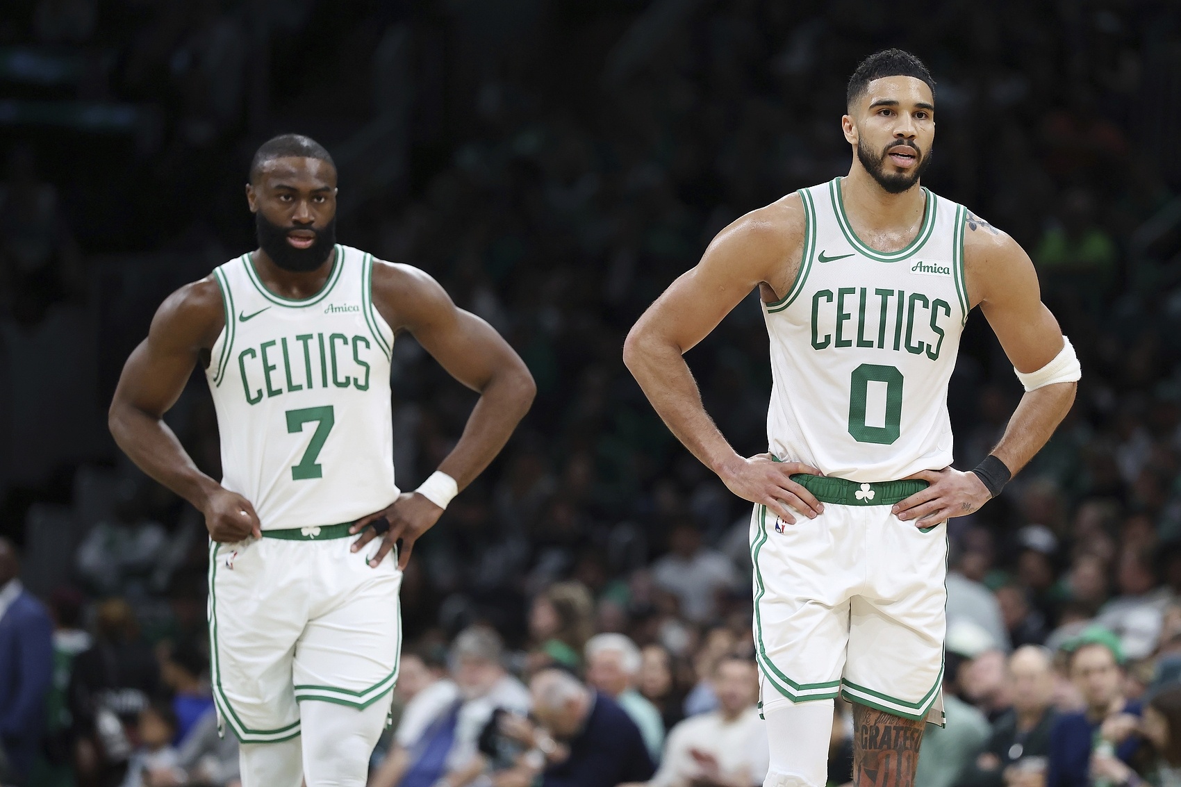 开云-布朗：我和塔图姆随便一点事都会上新闻 我们的目标想法一致