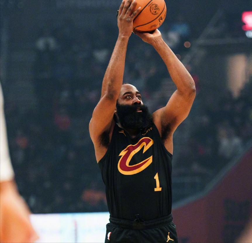 kaiyun.com-骑士成功复仇活塞，哈登18+7+6率队取胜，他在场时球队豪获8胜1负