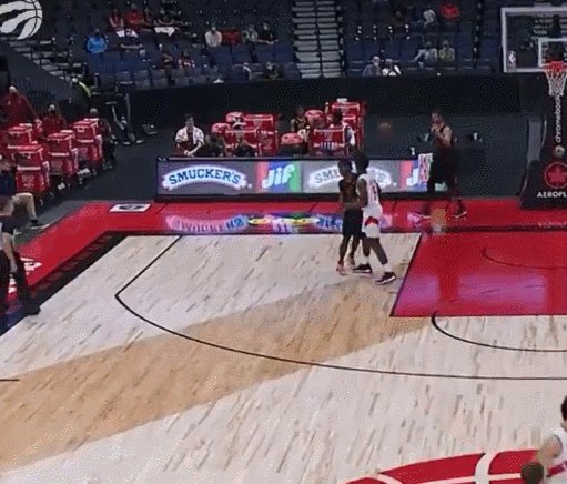 kaiyun-拉夫再度赛中情绪失控 他应该学格里芬买断离队？